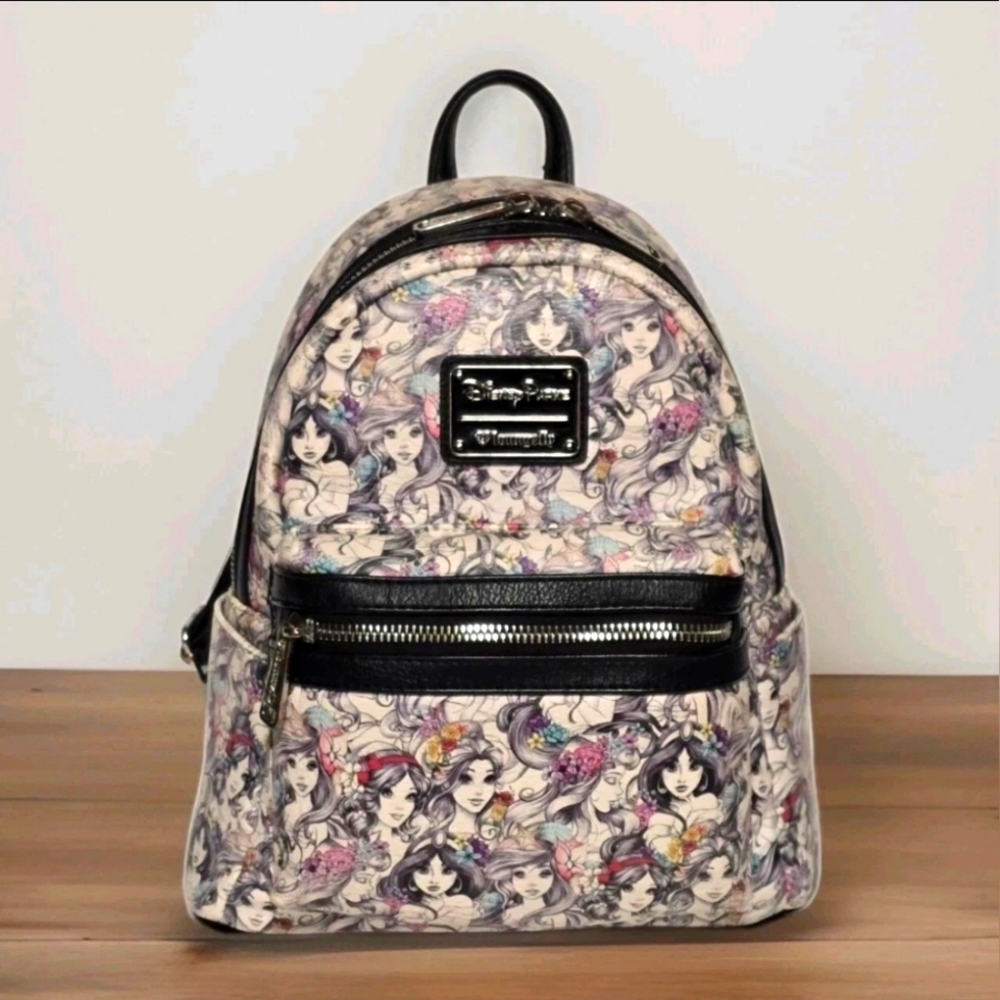 Loungefly OG Disney Parks Princesses Sketch AOP Backpack - Extremely Rare - Picture 2 of 16